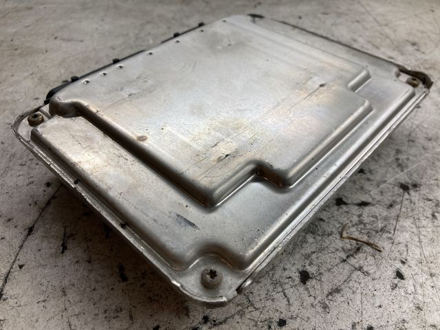 bontott AUDI A4 B6 Motorvezérlő