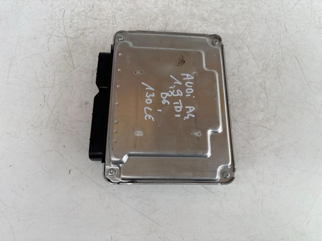 bontott AUDI A4 B6 Motorvezérlő