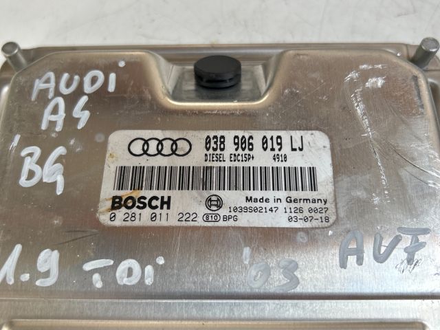 bontott AUDI A4 B6 Motorvezérlő