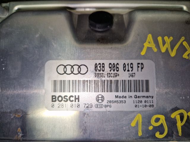 bontott AUDI A4 B6 Motorvezérlő