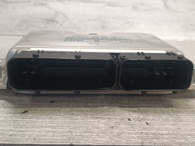 bontott AUDI A4 B6 Motorvezérlő