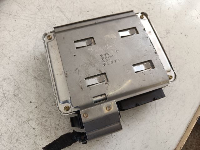 bontott AUDI A4 B6 Motorvezérlő