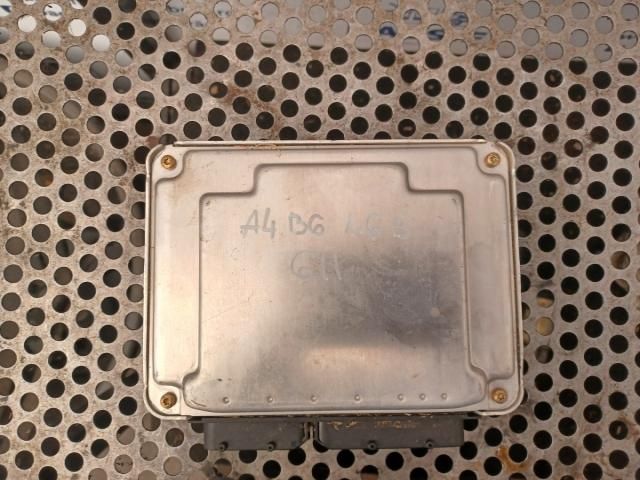 bontott AUDI A4 B6 Motorvezérlő