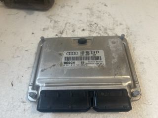 bontott AUDI A4 B6 Motorvezérlő