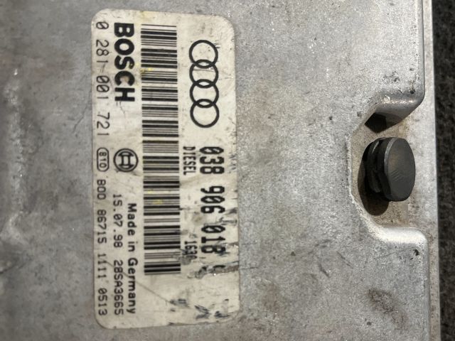 bontott AUDI A4 B6 Motorvezérlő
