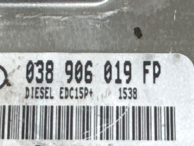 bontott AUDI A4 B6 Motorvezérlő