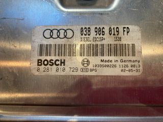 bontott AUDI A4 B6 Motorvezérlő