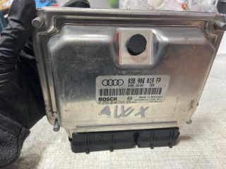 bontott AUDI A4 B6 Motorvezérlő