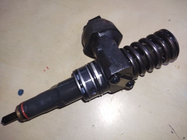 bontott AUDI A4 B6 Porlasztó (1 db)