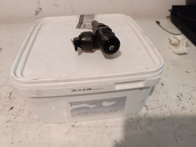 bontott AUDI A4 B6 Porlasztó (1 db)