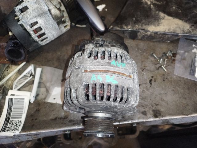 bontott AUDI A4 B6 Generátor