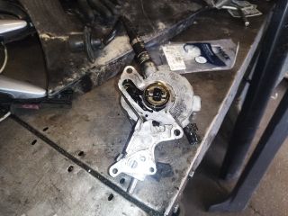 bontott AUDI A4 B6 Vákumpumpa