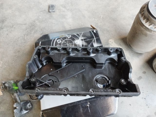 bontott AUDI A4 B6 Szelepfedél