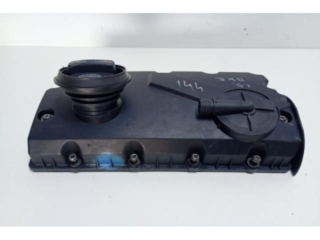 bontott AUDI A4 B6 Szelepfedél