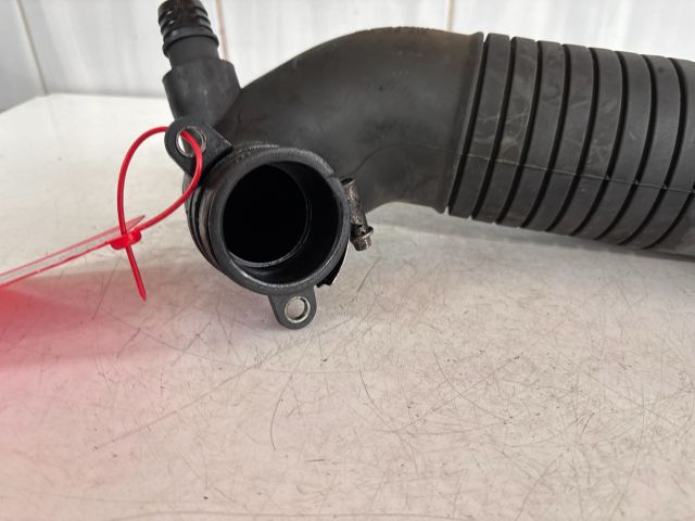 bontott AUDI A4 B6 Szívó Cső