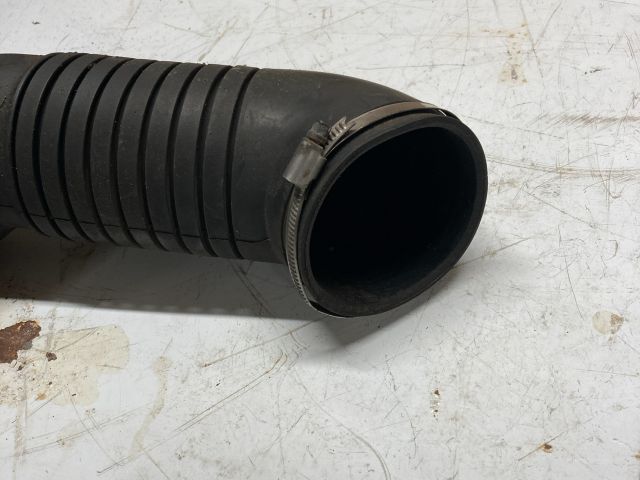 bontott AUDI A4 B6 Szívó Cső