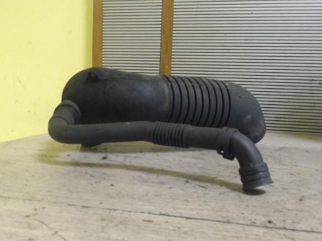 bontott AUDI A4 B6 Szívó Cső