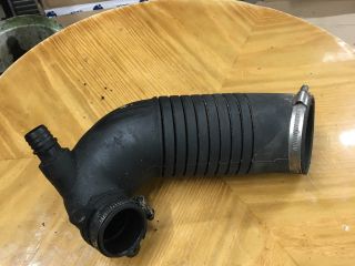 bontott AUDI A4 B6 Szívó Cső