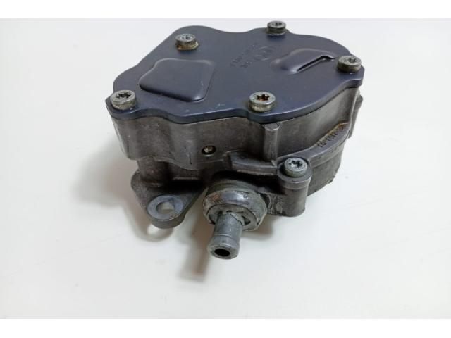 bontott AUDI A4 B6 Vákumpumpa