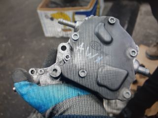 bontott AUDI A4 B6 Vákumpumpa