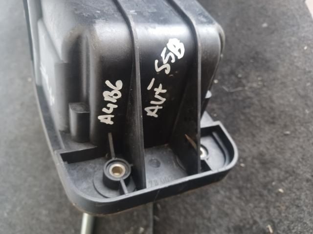 bontott AUDI A4 B6 Váltó Kulissza