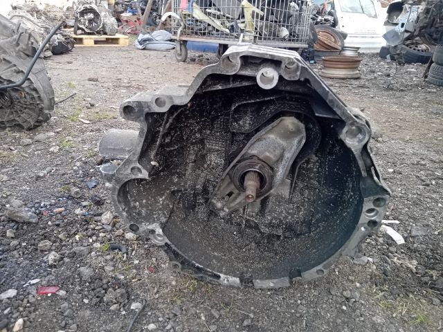 bontott AUDI A4 B6 Váltó (Mechanikus)