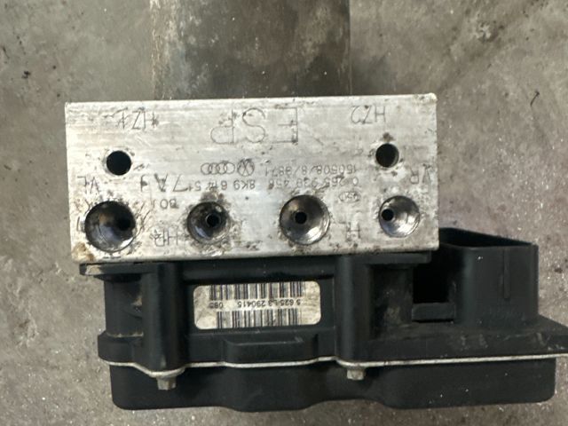 bontott AUDI A4 B6 ABS Kocka