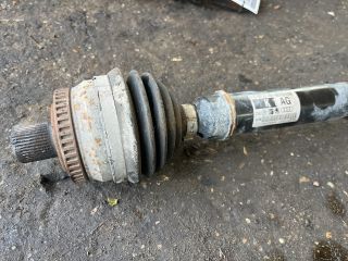 bontott AUDI A4 B6 Bal Féltengely