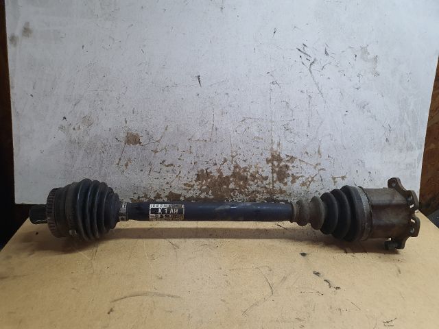 bontott AUDI A4 B6 Bal Féltengely