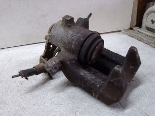 bontott AUDI A4 B6 Bal hátsó Féknyereg Munkahengerrel