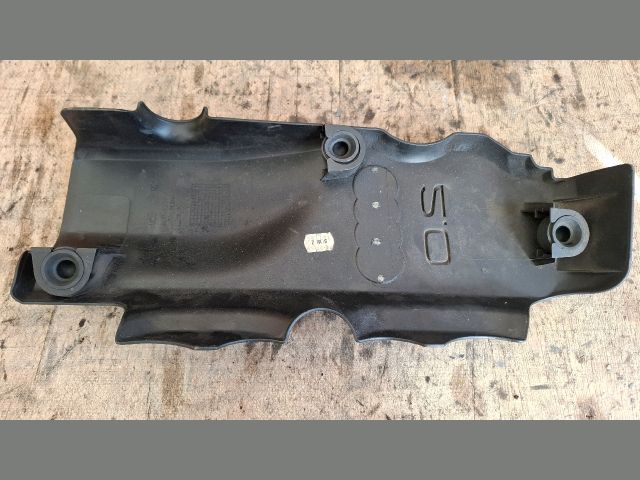 bontott AUDI A4 B6 Felső Motorburkolat