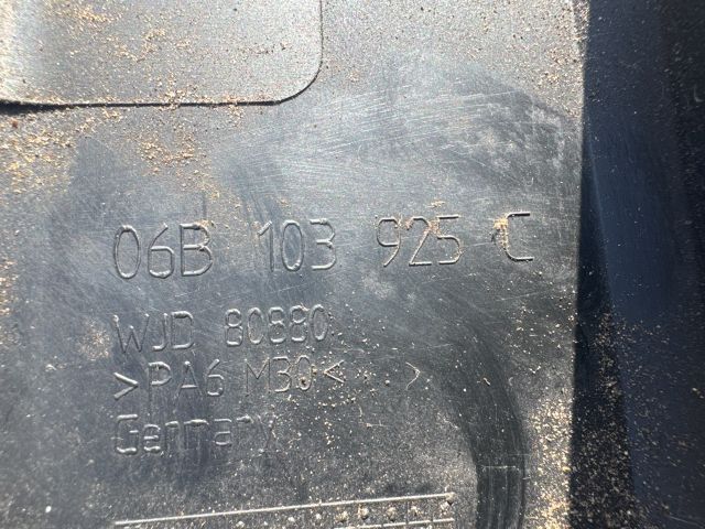 bontott AUDI A4 B6 Felső Motorburkolat