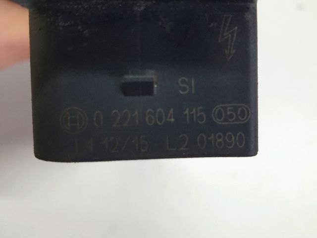 bontott AUDI A4 B6 Gyújtótrafó