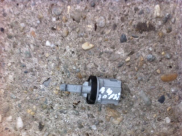 bontott AUDI A4 B6 Jeladó (Magában)