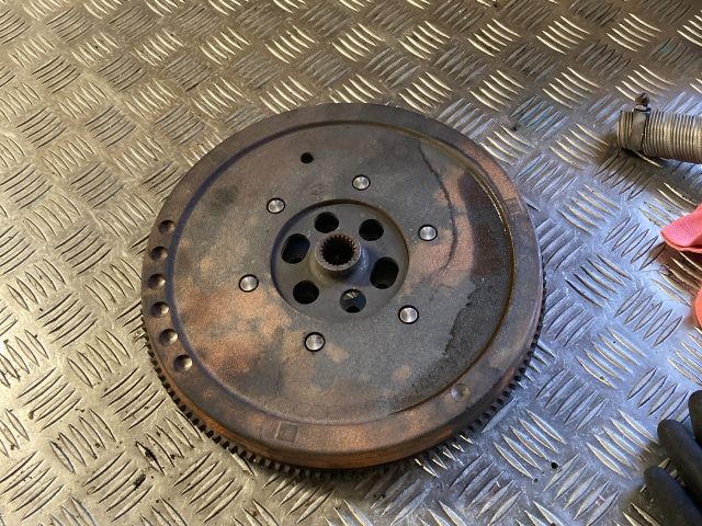 bontott AUDI A4 B6 Kettős tömegű Lendkerék