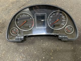 bontott AUDI A4 B6 Kilométeróra