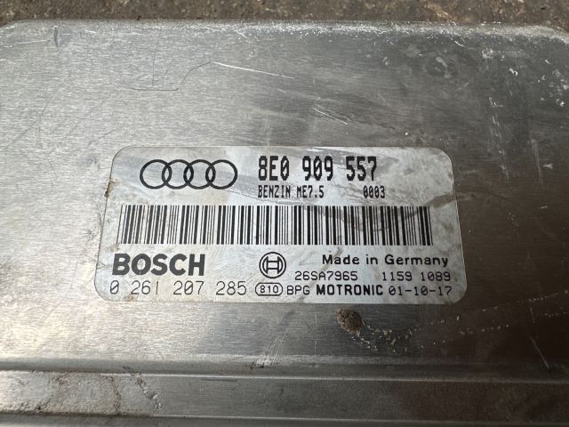 bontott AUDI A4 B6 Motorvezérlő