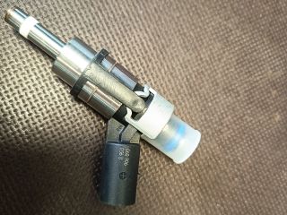 bontott AUDI A4 B6 Porlasztó (1 db)