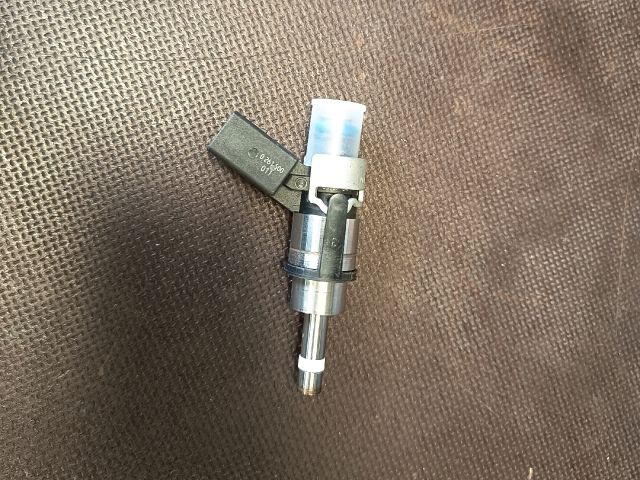 bontott AUDI A4 B6 Porlasztó (1 db)