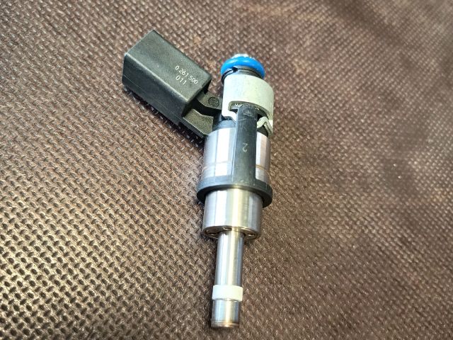 bontott AUDI A4 B6 Porlasztó (1 db)