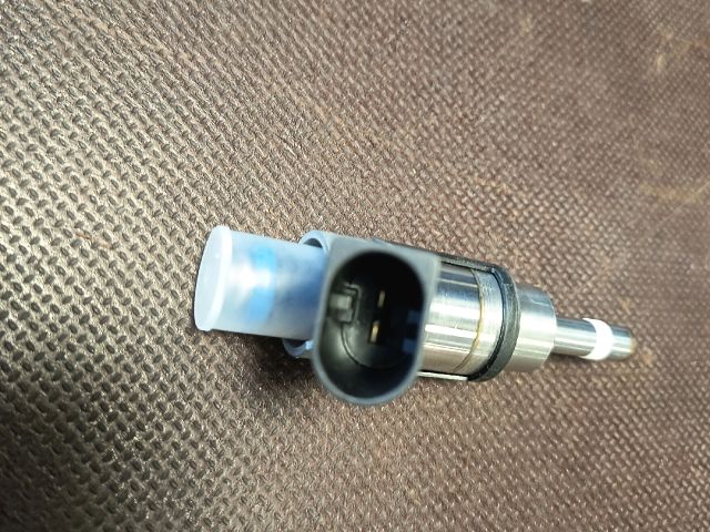 bontott AUDI A4 B6 Porlasztó (1 db)