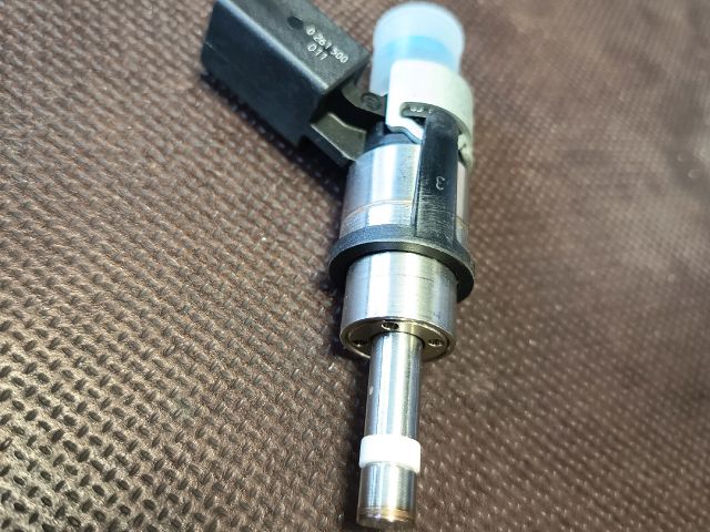 bontott AUDI A4 B6 Porlasztó (1 db)