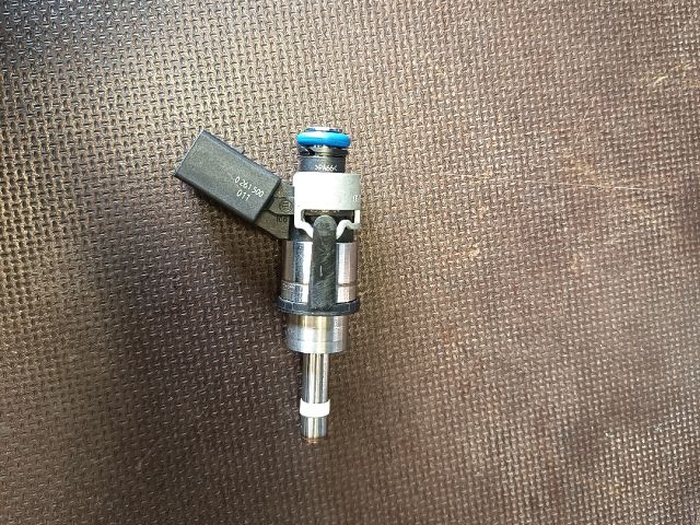 bontott AUDI A4 B6 Porlasztó (1 db)