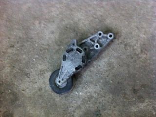 bontott AUDI A4 B6 Szíjfeszítő Görgő