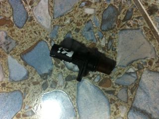 bontott AUDI A4 B6 Vezérműtengely Fordulatszám Jeladó