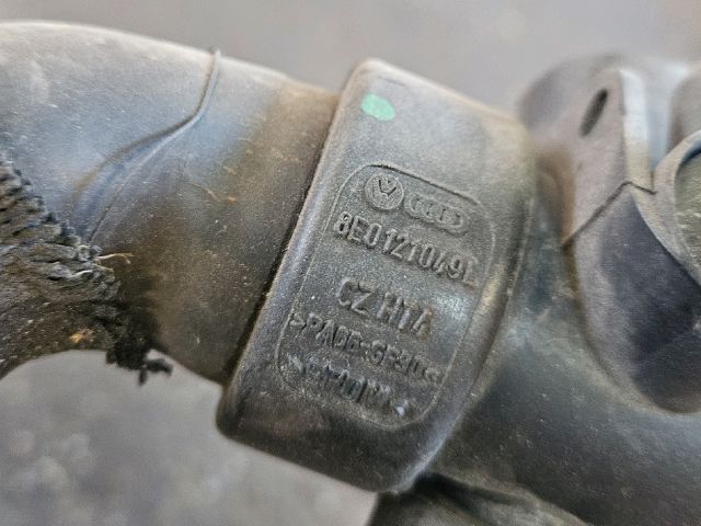 bontott AUDI A4 B6 Vízcső