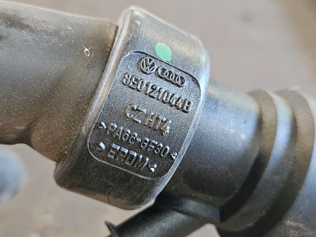 bontott AUDI A4 B6 Vízcső