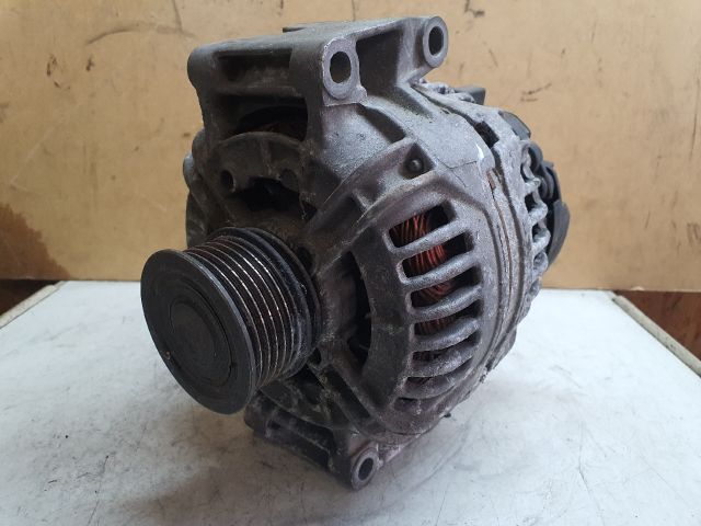 bontott AUDI A4 B6 Generátor