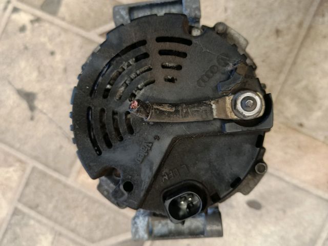 bontott AUDI A4 B6 Generátor