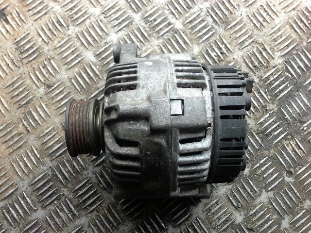 bontott AUDI A4 B6 Generátor